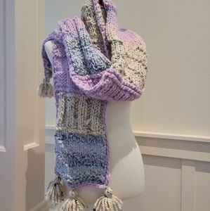 Beautiful handmade scarf. Like new, no snags